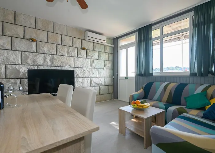 Rosehip * Dubrovník